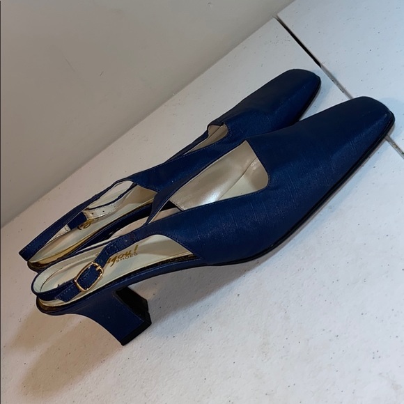 Bijou slingback shoe - Picture 4 of 8